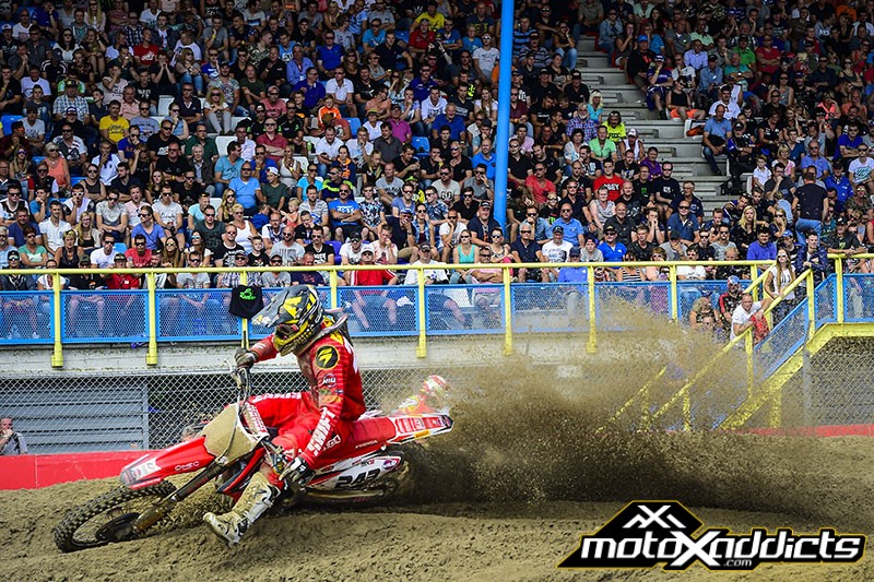With his fifth MX2 overall win of 2015, Tim Gasjer takes over the Championship lead in Assen. 