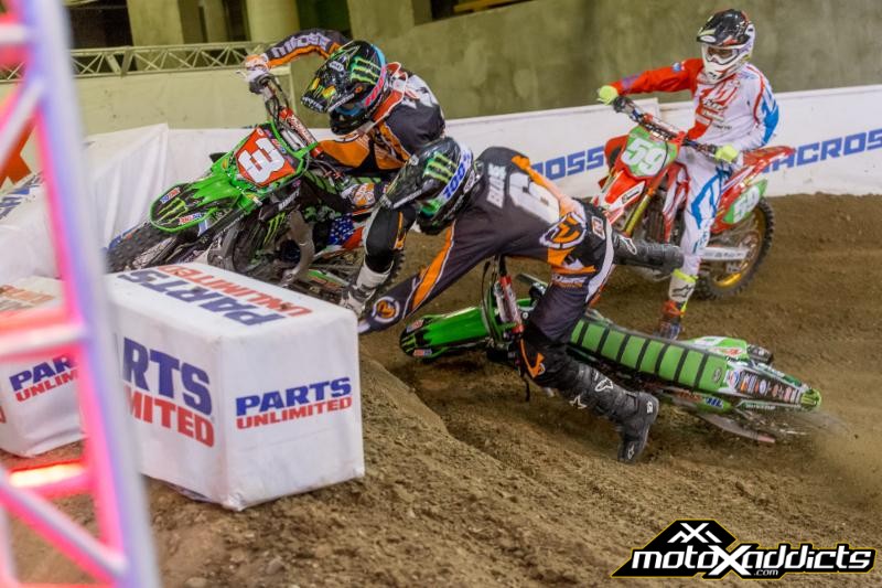 An incident involving the top two riders in the Race to the Championship in the first Arenacross Class Main Event set the tone for the battle for victory. Photo: ShiftOne Photography 