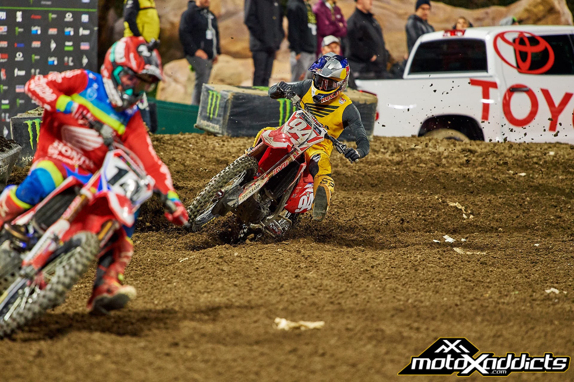 Ken Roczen (94) was shadowing Cole Seely when he crashed out of the series. 