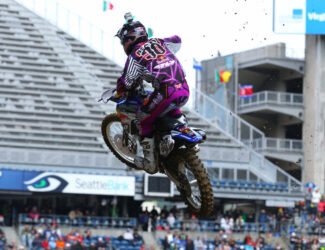 Qualifying pics - Seattle Supercross - Kyle Regal is back and looking good on the San Manuel Yamaha. He was 13th fastest in 1st session.